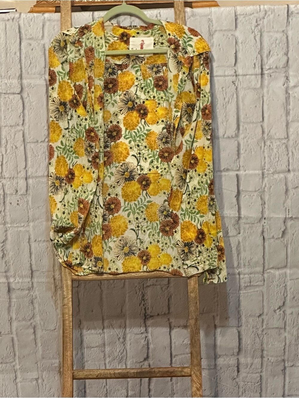 Women's Floral Button-Up Top in Yellow & Cream